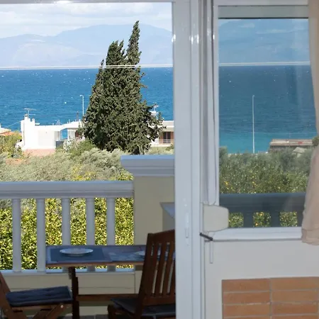 Yukas Home Xylokastro For 3 Persons By Mps Num 3 Exterior photo